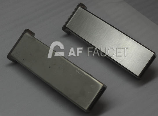 RTAF-RB0408-4-Spindels 8 stations borstelmachine voor kleine onderdelen