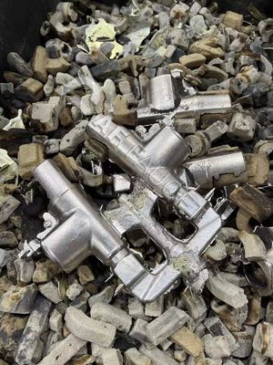 CNC GietmachineBrass Automatische Gietmachine- 2 Manipulators Lage Druk Gietmachine